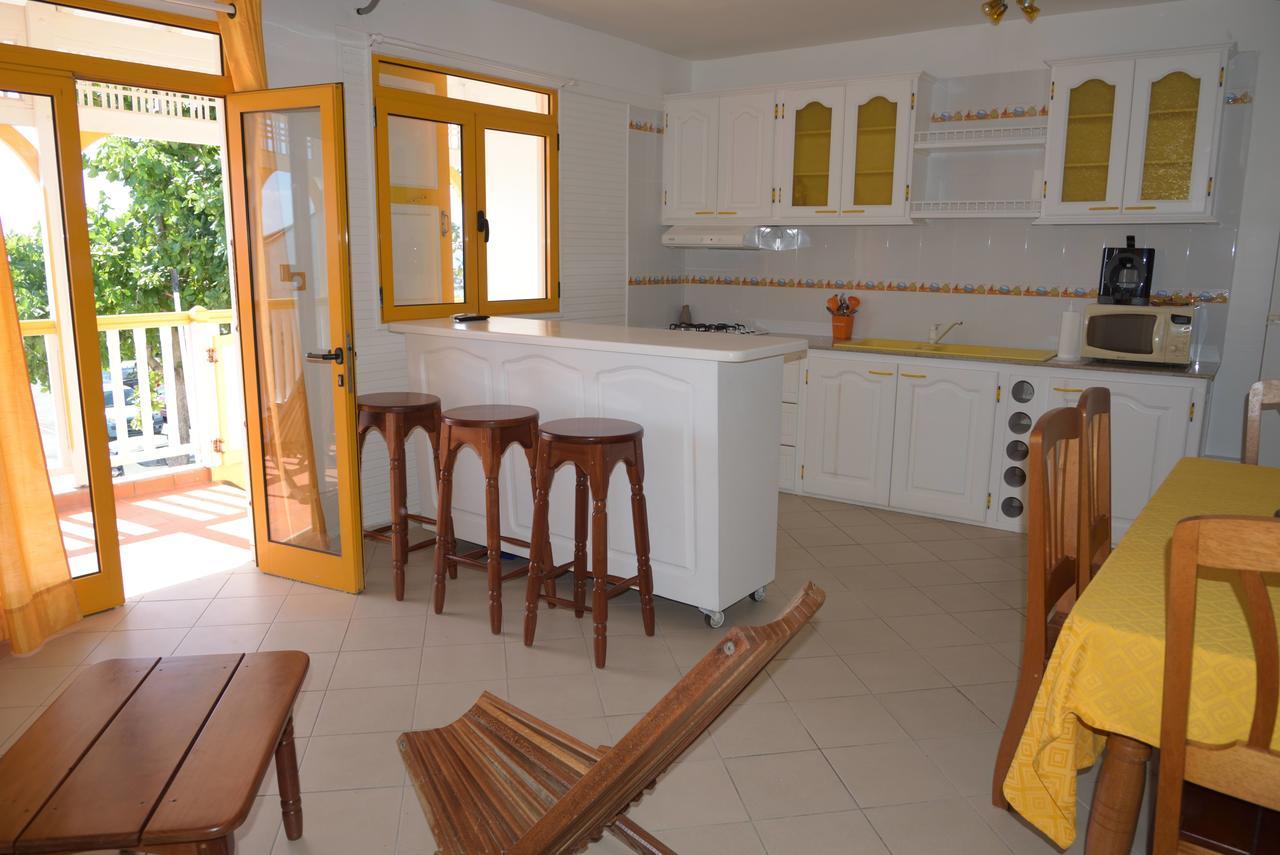Maison Duplex "Josue" Vue Sur Marina Grand-Bourg  Eksteriør bilde
